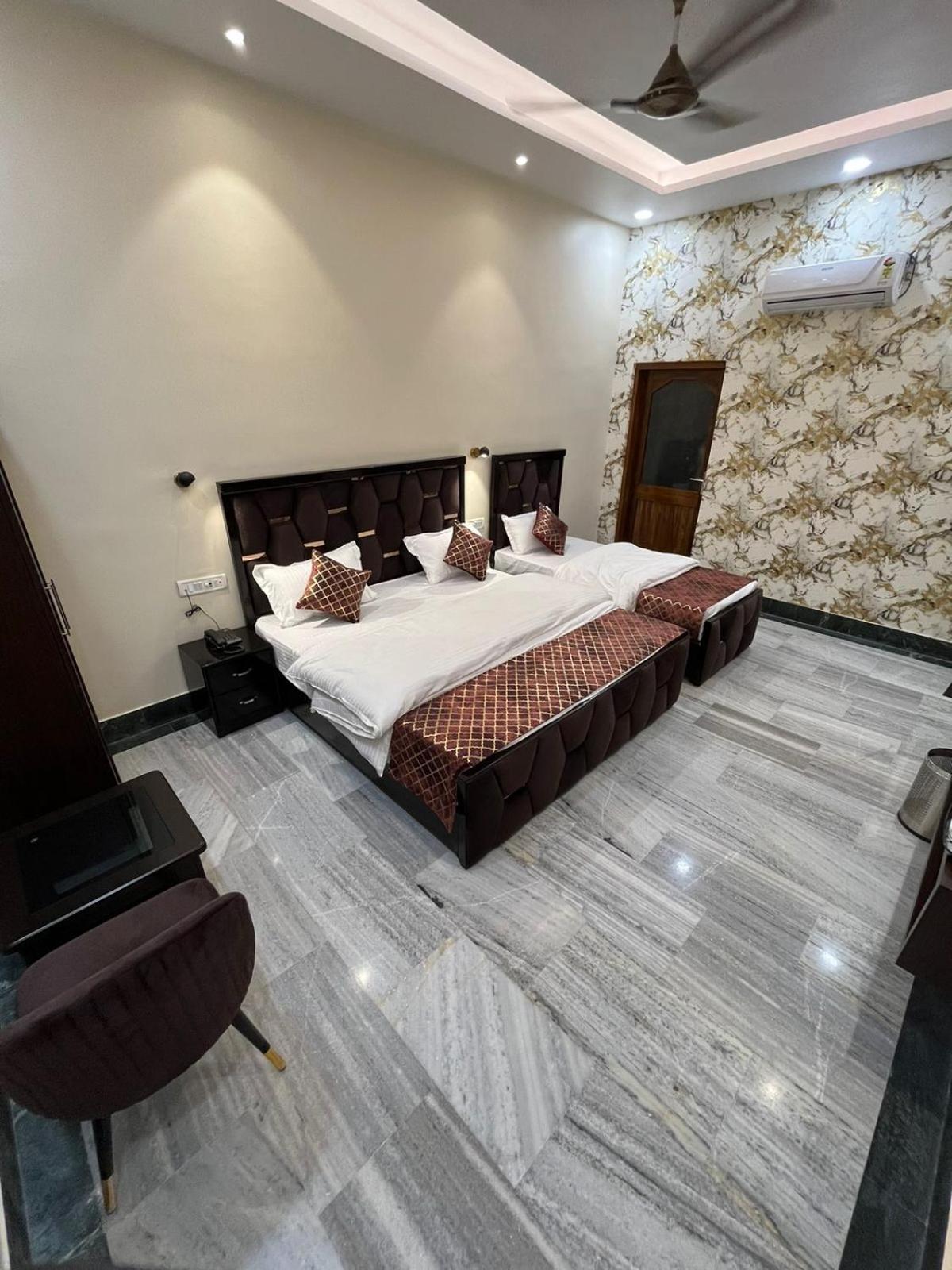 Ruby Homestay